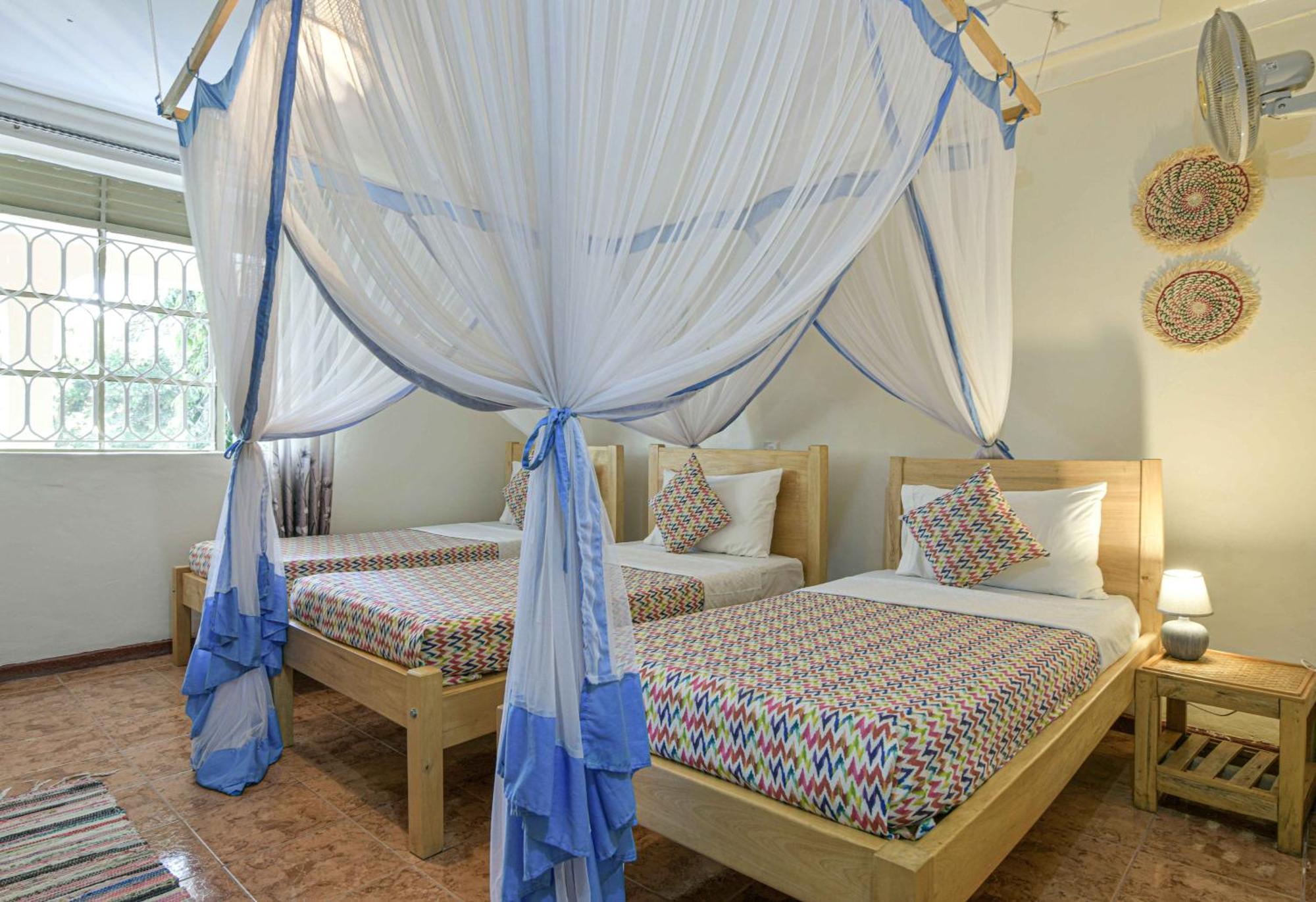 Cycad Entebbe Guest House Exterior foto